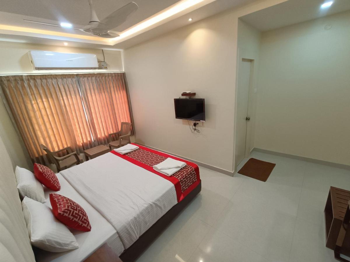 Sri Aswin Grand Hotel Nāmakkal Exterior foto