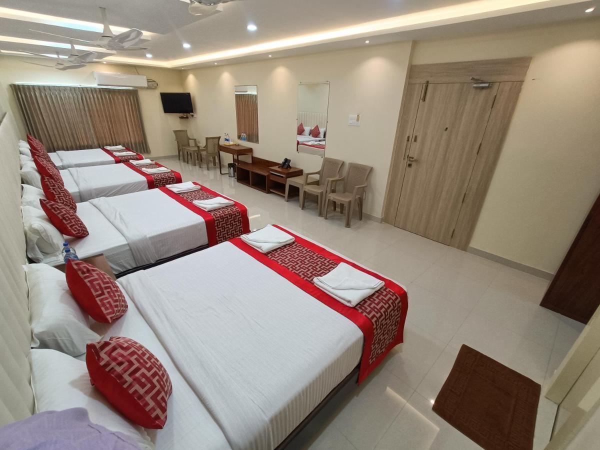 Sri Aswin Grand Hotel Nāmakkal Exterior foto